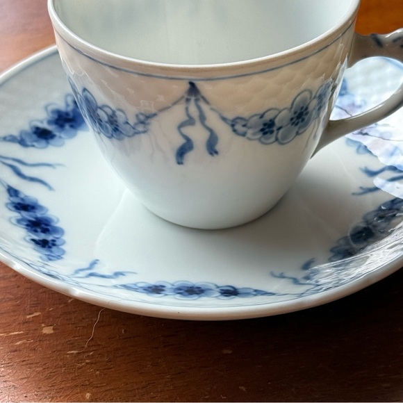 Vintage Bing & Grondahl Empire Demitasse Teacup & Saucer Denmark #108 - Picture 2 of 12